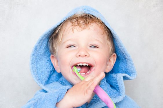 Dentista per bambini, quando fare la prima visita